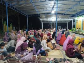 DESA PRIMA GUMREGAH MENYELENGGARAKAN PENGAJIAN HIKMAH SYAWAL BERSAMA MASYARAKAT